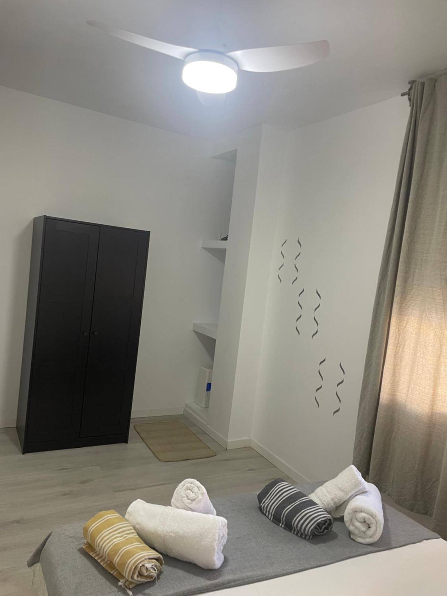 Martina I Apartment Malaga Exterior photo